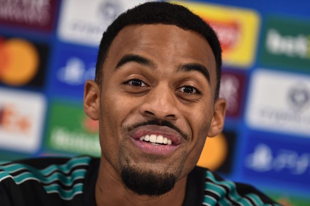 '���࿹���' ��� ������������ҧ��ش '�����ѻ��' �� UCL