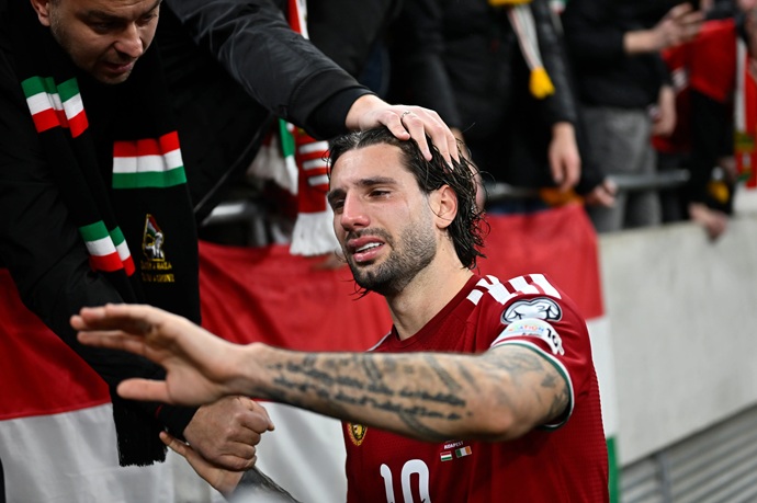 '⺫' ᨧҴء蹡Ѻ͹Ź