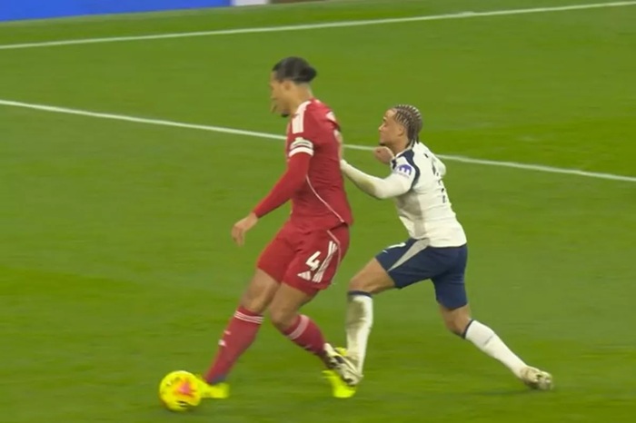 ��������Ѻ�ᴧ! '���͹��' �ѹ�����ਵ�ҷ����� '�ҹ 䴤�'