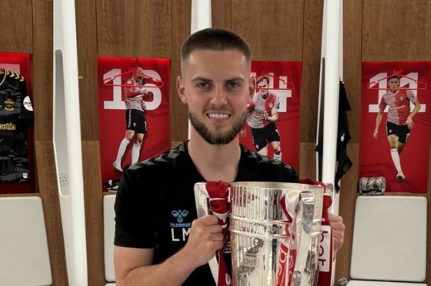 �ŧҹ�բ�鹷ѹ��? '���͵' �ѹ˹��˹��������ʵ�ҿ᷹���١���