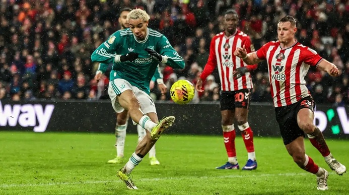 '������' �Ѻ�Դ�Դ '�͡Ե���' ������˴�Ѻ���������