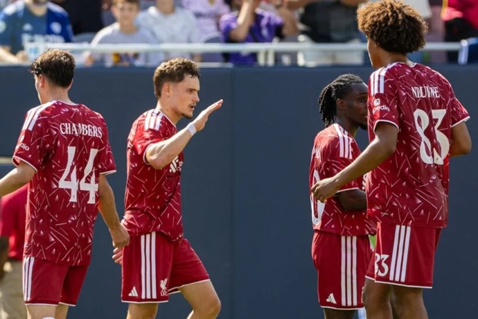 ��իի�� : ��������� 4-2 �մ�� �����