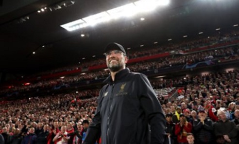 �ѹ����͹! ����������˧������ͺ�����ͺ�ͧ UCL