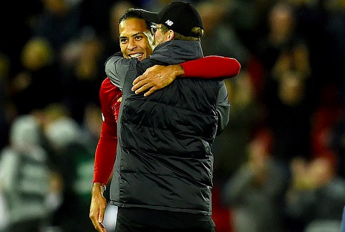 VvD ��� '���ͻ��-���ѹ' ����Ԩ�ó��е����鵹�鹿����������