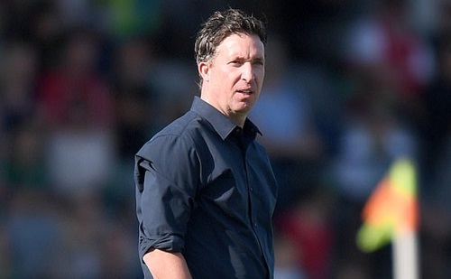 '��ʹ' �ѹ�ѡ�ѹ��Ѻ�ҹ����������������