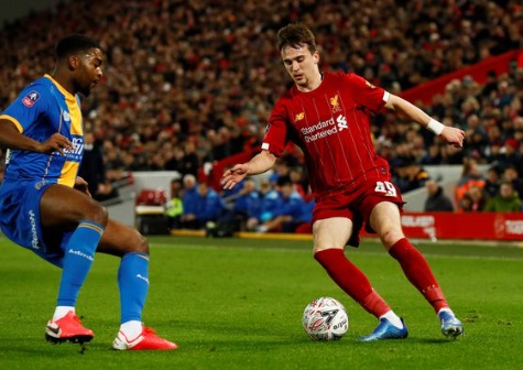 �������Ѻ���ʺ������ѹ������������㹡��������˧��ش�˭�