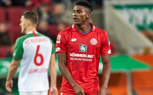 ����˭������Դ�á�ѧ�����Թ仾ٴ����ͧ͹Ҥ� '���'