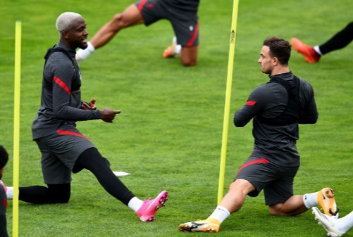 ˧����е� '���ԡ��-�Ҥ����' ��ѧ᷺�������ǹ�����Ѻ���