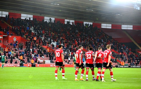 ��ͺ����зѺ㨿�����ѡ�ح-����˧������͹�ͧҹ�ҡ��