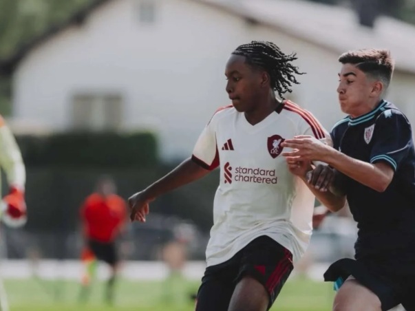 ������˧���ʵ��������Ф���� ��ѧ������ 8 �� ��������«��մ��